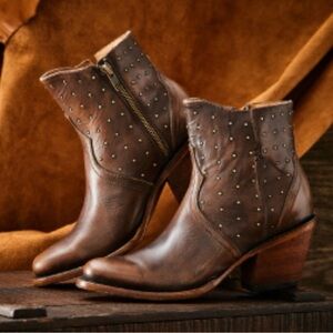 Lucchese Harley Short Studded Brown Leather Boots Western Side Zip Booties 7